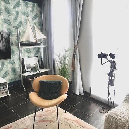 Grand Appartement En Duplex A Beaugency Exterior foto